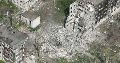 Unveiling Destruction: Drone Footage Reveals Ukrainian City of Chasiv Yar Ravaged as Russian Forces Advance